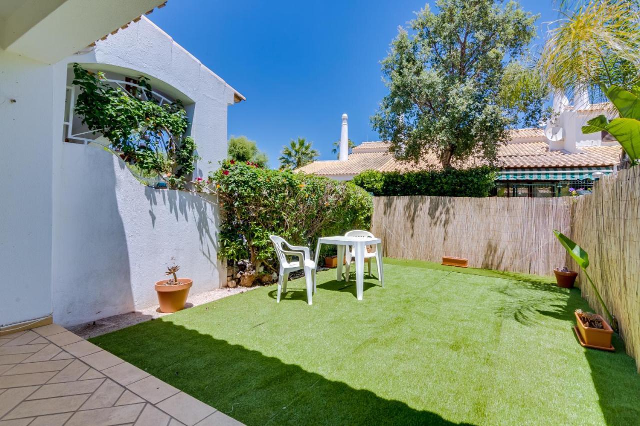 Small Villa 4Pax -Shared Pool @ Homesbyfc Albufeira Exterior photo