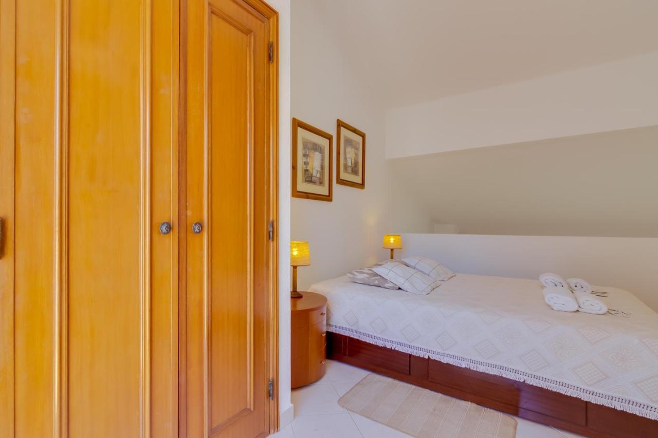 Small Villa 4Pax -Shared Pool @ Homesbyfc Albufeira Exterior photo